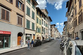 Mamo Florence - Dimora Ognissanti Apartment