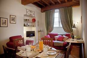 Mamo Florence - Palazzo Spinelli Apartment