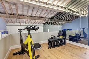 Penthouse with Private Spa & Gym - Mamo Florence