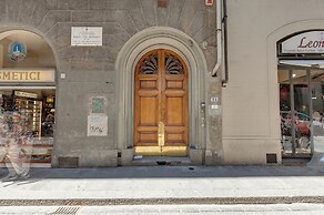 Penthouse with Private Spa & Gym - Mamo Florence