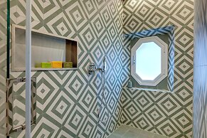 Penthouse with Private Spa & Gym - Mamo Florence