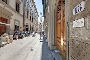 Penthouse with Private Spa & Gym - Mamo Florence