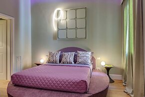 Penthouse with Private Spa & Gym - Mamo Florence