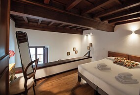 Mamo Florence - Borgo San Jacopo Apartment