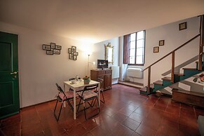 Mamo Florence - Borgo San Jacopo Apartment