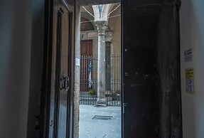 Mamo Florence - Borgo San Jacopo Apartment