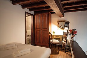 Mamo Florence - Borgo San Jacopo Apartment