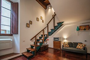 Mamo Florence - Borgo San Jacopo Apartment