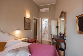 Mamo Florence - Station Family Apartment