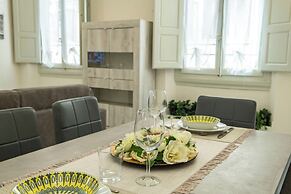 Mamo Florence - Cavour Rosa Apartment