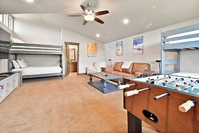 Black Rock Ridge by Luxury Mountain