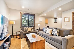 Black Rock Ridge by Luxury Mountain