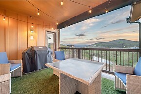 Black Rock Ridge by Luxury Mountain