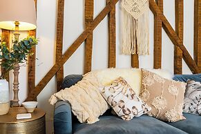 Windsor Cottage-Bolthole in heart of CN