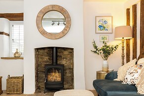 Windsor Cottage-Bolthole in heart of CN