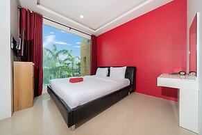 Elegant 3BR Pool Villa Sara near NaiHarn