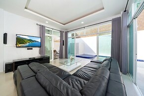 Elegant 3BR Pool Villa Sara near NaiHarn