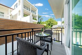 Elegant 3BR Pool Villa Sara near NaiHarn