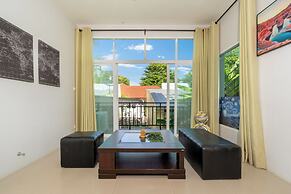 Elegant 3BR Pool Villa Sara near NaiHarn