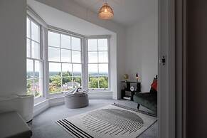 Cosy 1BD in Malvern With Stunning Views
