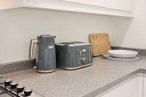 Cosy 1BD in Malvern With Stunning Views