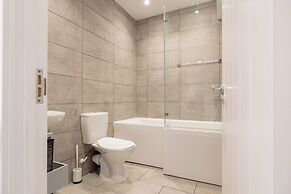 Cosy 1BD in Malvern With Stunning Views