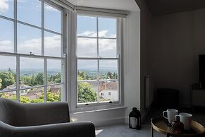 Cosy 1BD in Malvern With Stunning Views