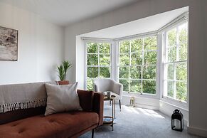 Cosy 1BD in Malvern With Stunning Views