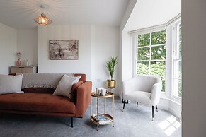 Cosy 1BD in Malvern With Stunning Views