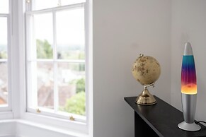 Cosy 1BD in Malvern With Stunning Views