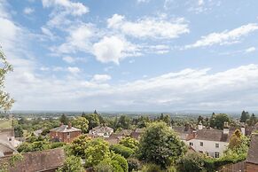 Cosy 1BD in Malvern With Stunning Views