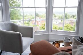 Cosy 1BD in Malvern With Stunning Views