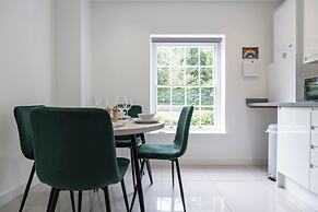 Cosy 1BD in Malvern With Stunning Views