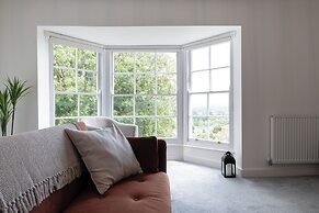 Cosy 1BD in Malvern With Stunning Views