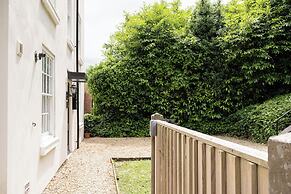 Cosy 1BD in Malvern With Stunning Views