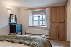 The Gamekeeper's Cottage-Stunning 2 Bed