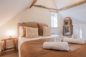 The Gamekeeper's Cottage-Stunning 2 Bed