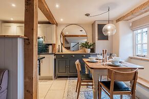 The Gamekeeper's Cottage-Stunning 2 Bed