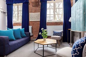 Bowen-Buscarlet at Bicester Heritage