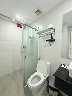 Siris Lune Residence