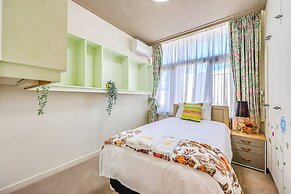 StayAU Spacious 6BR McKinnon Pool Home