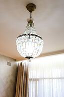 StayAU Spacious 6BR McKinnon Pool Home