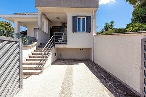 4089 Villino Mondonuovo by Barbarhouse