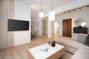 Luxury Apartment next to the National Museum