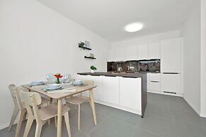 Fully equipped apartments with Terraces, Free garage parking, Netflix