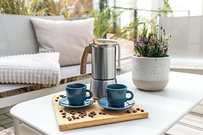 Fully equipped apartments with Terraces, Free garage parking, Netflix