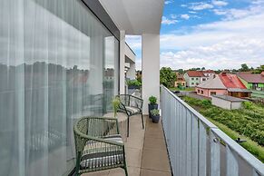 Fully equipped apartments with Terraces, Free garage parking, Netflix