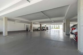 Fully equipped apartments with Terraces, Free garage parking, Netflix