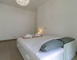 Turati Family Apartment