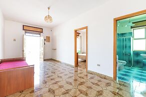 4100 Sisters' House by Barbarhouse